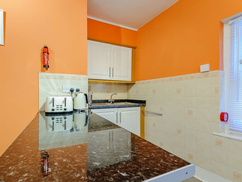 Kitchen/diner | Vine Cottage, Broadstairs