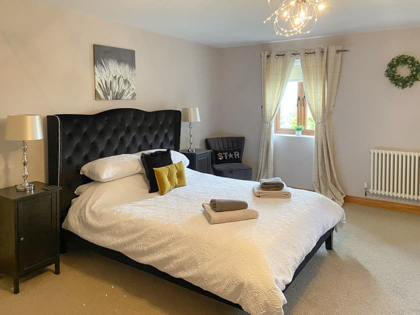 Double bedroom | Coed y Nant Barn, Rhôs, near Pontardawe