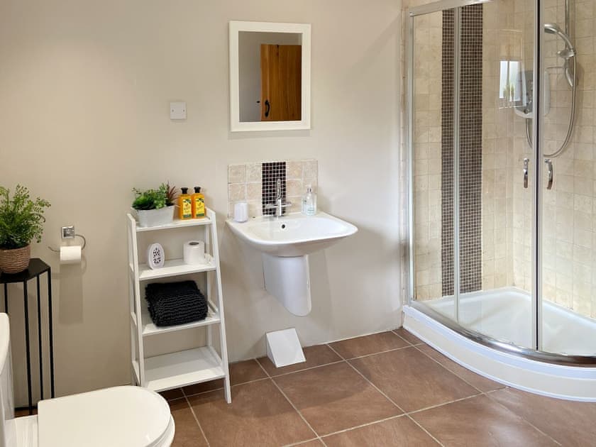 Shower room | Coed y Nant Barn, Rhôs, near Pontardawe