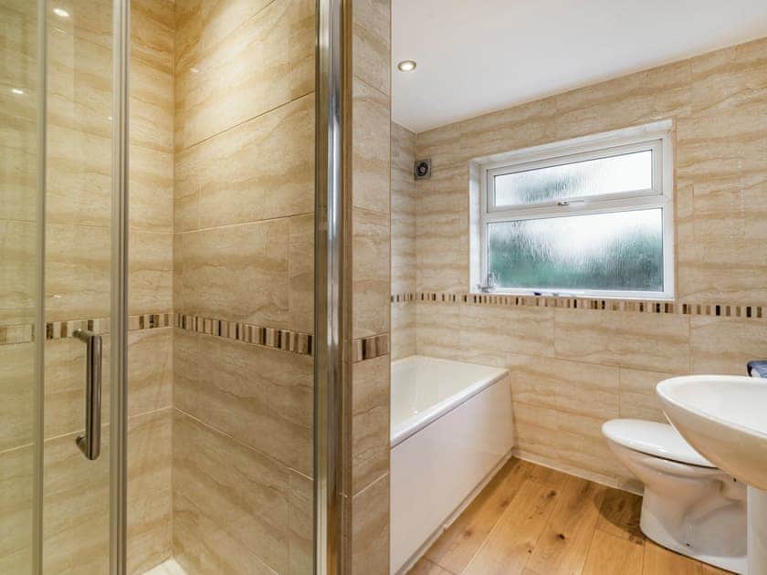 Bathroom | Farleton View, Endmoor, near Kendal