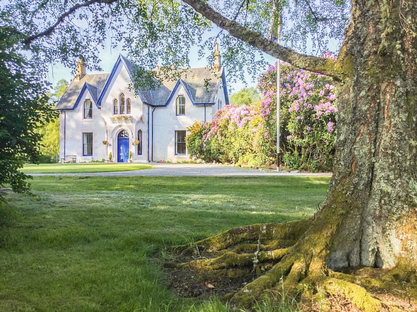 Garden and grounds | Rowan Chalet - Kerrow House, Cannich