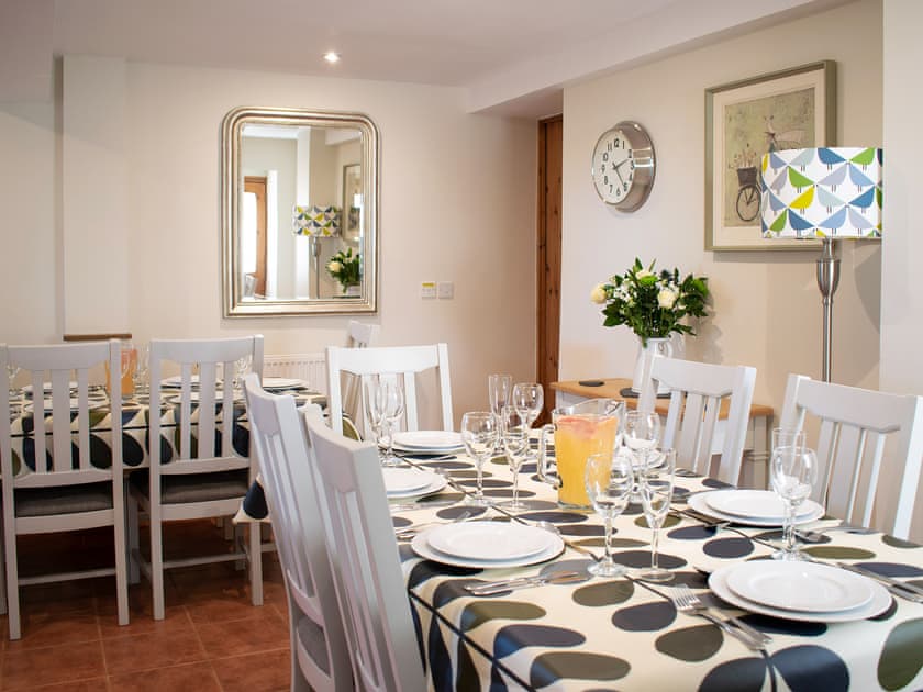 Interior | Whitehouse Farm Barn, Heathcote, near Hartington
