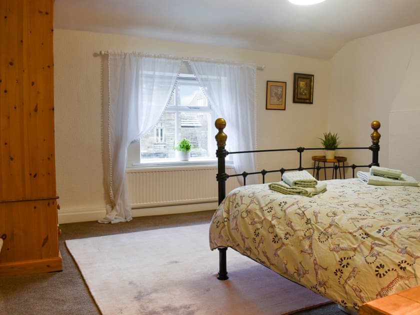 Double bedroom | Shire Nook, Hurst Green