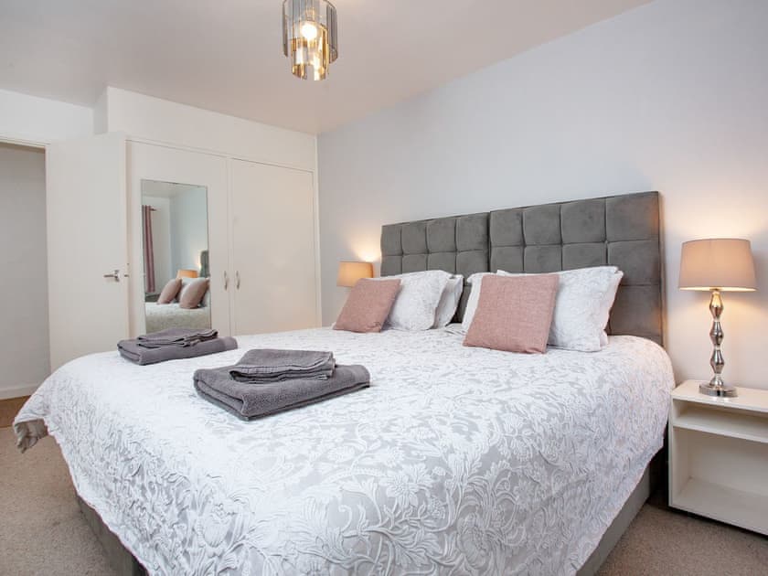Bedroom arranged as Double bedroom | Higher Trewithen Holiday Cottages- The Hayloft - Higher Trewithen Holiday Cottages, Sithians, near Falmouth