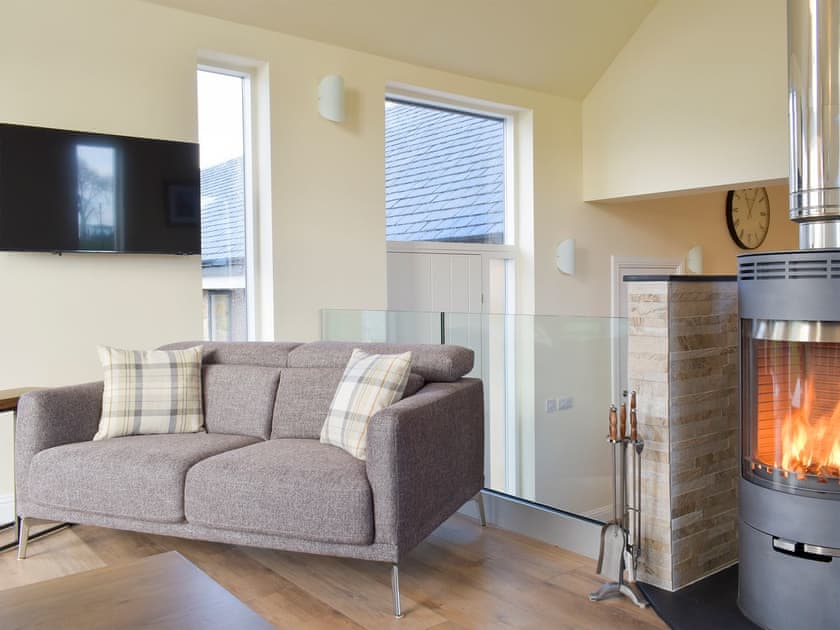 Living area | Falcon Cottage, Linlithgow