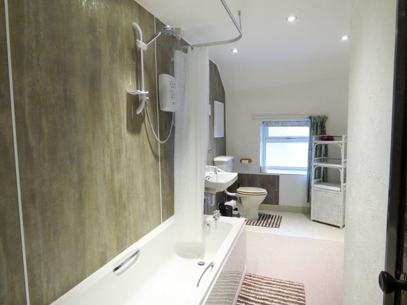Bathroom | Jemima’s Cottage, Bassenthwaite
