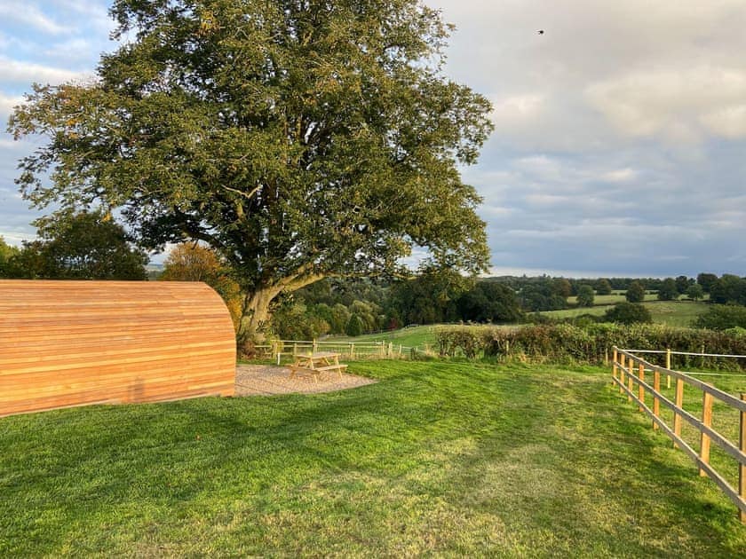 Setting | Coton, Holdenby, Althorp - Steepleton Lodge Farm, East Haddon
