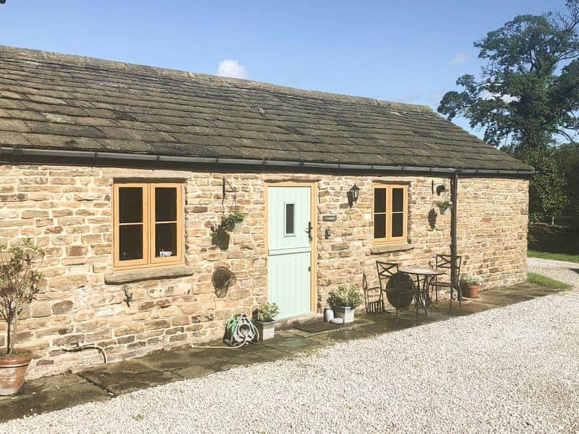 Green Farm Cottages - The Old Cow Shed