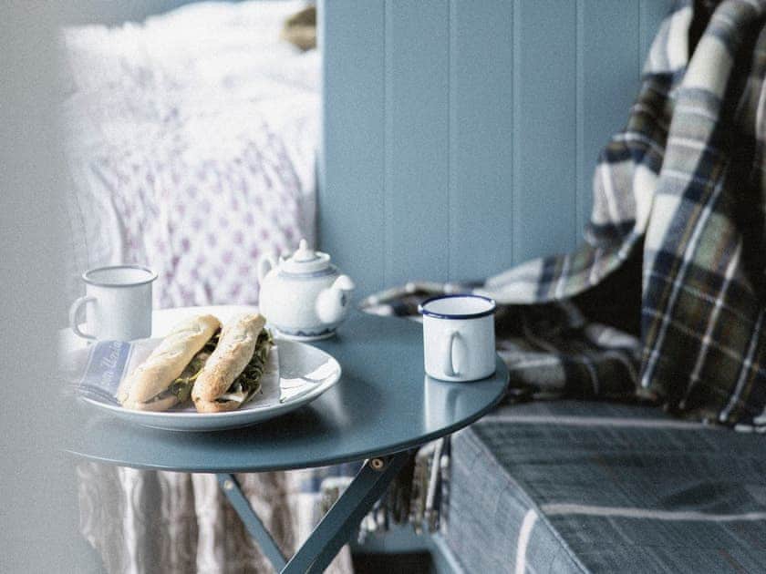 Living area | Curlew Shepherds Hut - Atholl Estate, Pitlochry