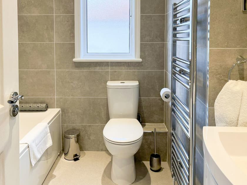 Bathroom | The Reeds, Wroxham