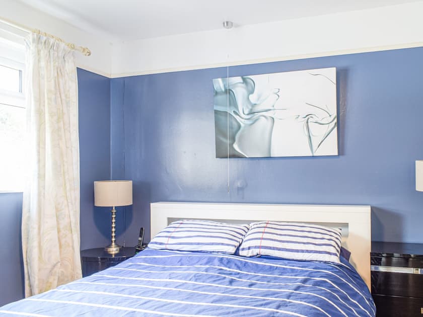 Double bedroom | Rhiw Gam, Abbeycwmhir