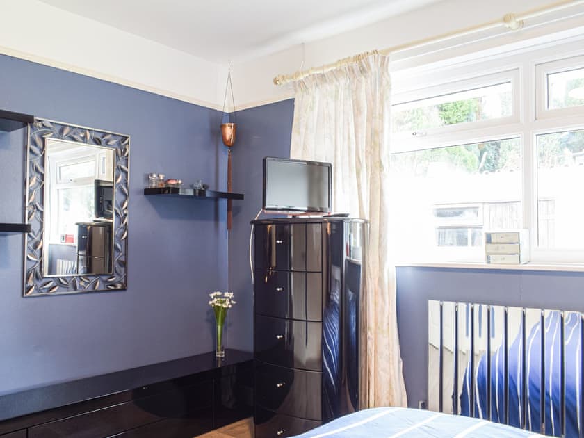 Double bedroom | Rhiw Gam, Abbeycwmhir