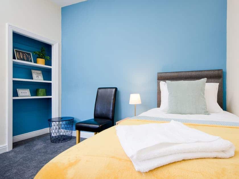 Single bedroom | The Townhouse - Ashville Houses, Scarborough