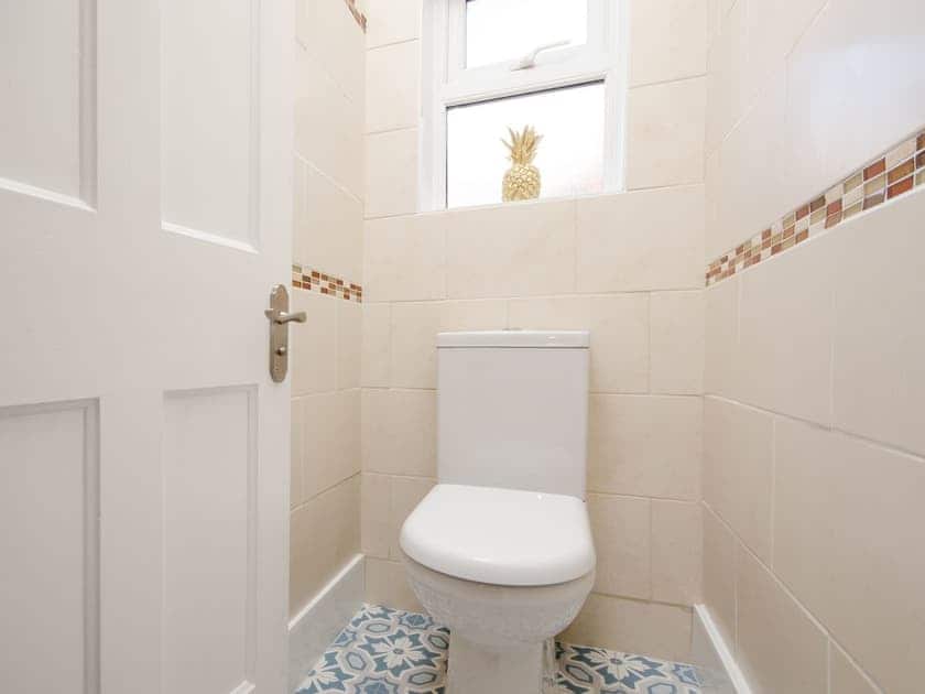 Bathroom | The Townhouse - Ashville Houses, Scarborough