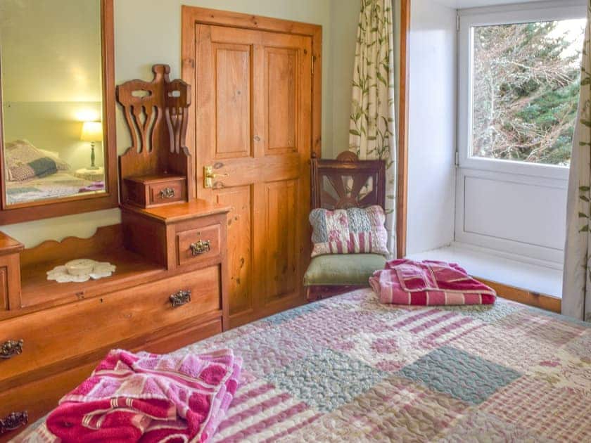 Double bedroom | The Stables - Ardtun Cottages, Isle of Mull