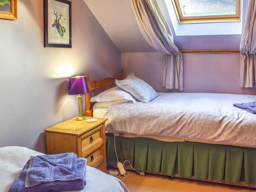 Twin bedroom | The Stables - Ardtun Cottages, Isle of Mull