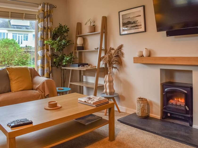 Living area | Oystercatcher, Benllech