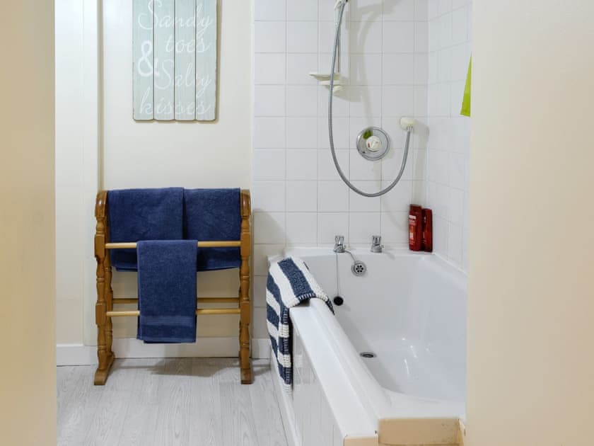 Bathroom | Brae Cottage, Newton Stewart