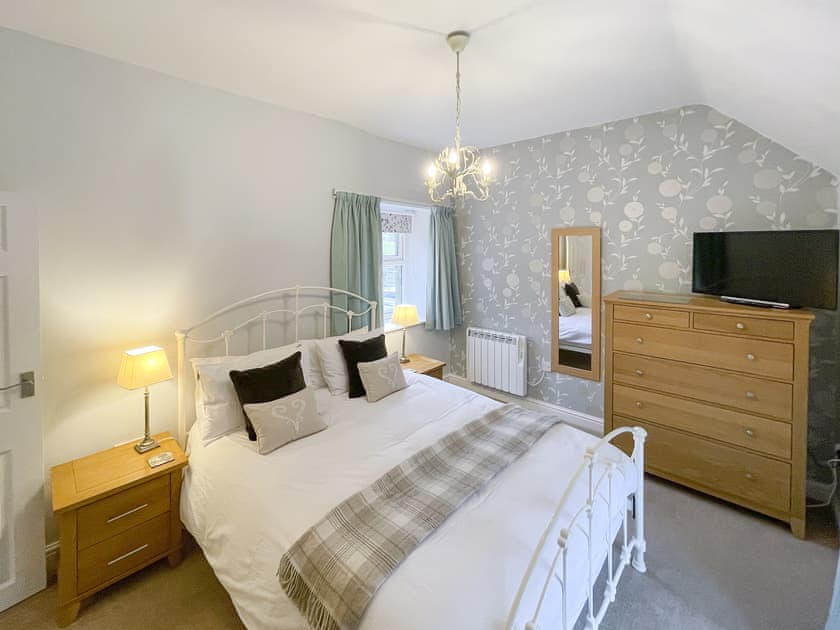 Double bedroom | River View Cottage - Bank House Farm, Hulme End, near Hartington