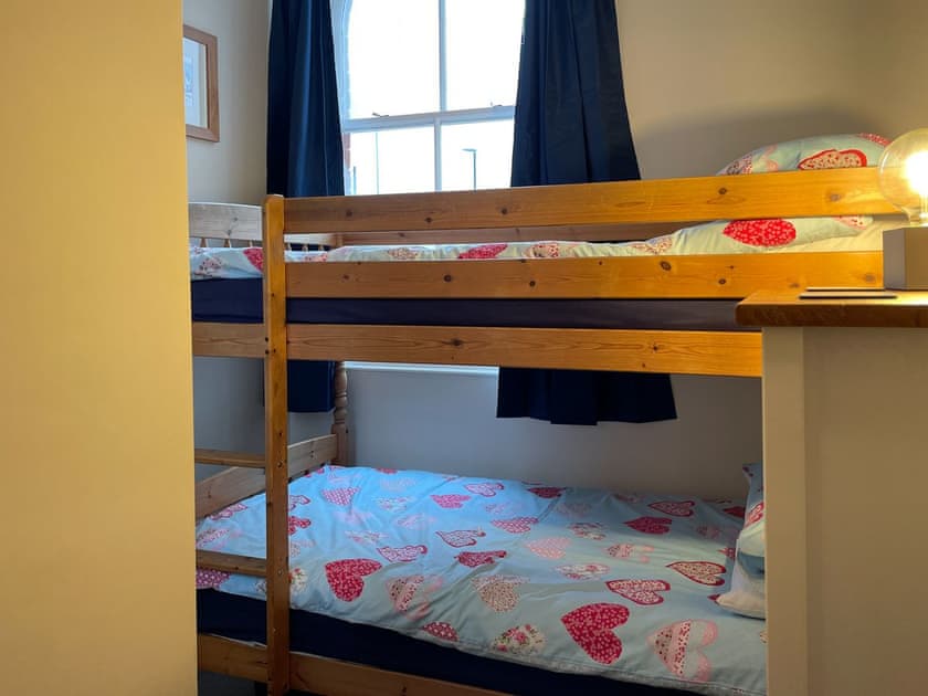 Bunk bedroom | Station House, Hornsea