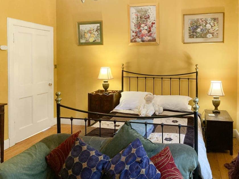 Bedroom | Lochside Garden House - Lochside, Town Yetholm, near Kelso
