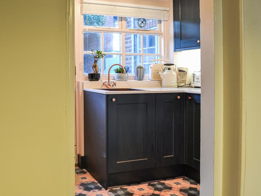 Kitchen | Yew Tree House Cottage, New Romney