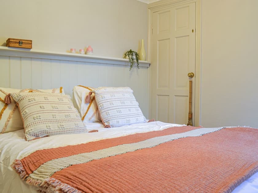 Double bedroom | Yew Tree House Cottage, New Romney