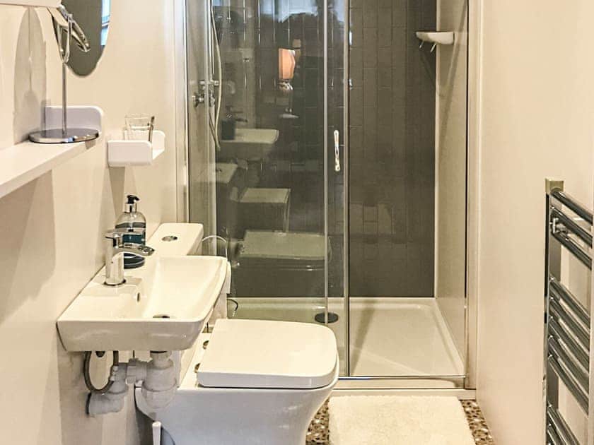 Shower room | The Kirk at Kildonan, Kildonan