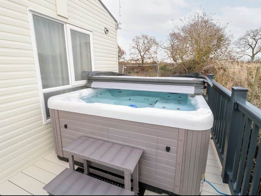Hot tub | La Hacienda, Felton, near Morpeth