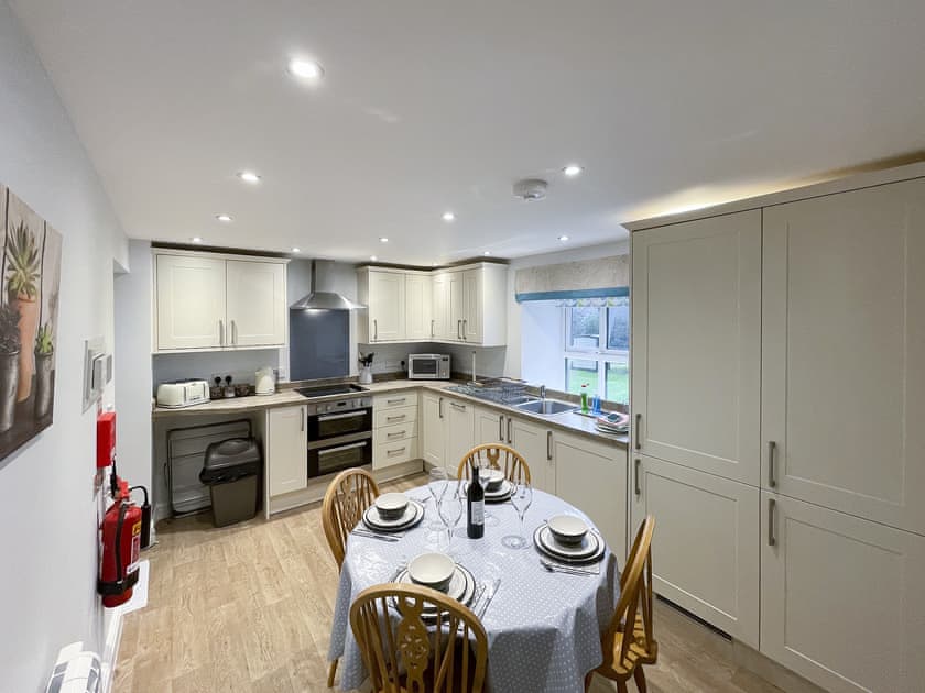 Kitchen/diner | River View Cottage - Bank House Farm, Hulme End, near Hartington