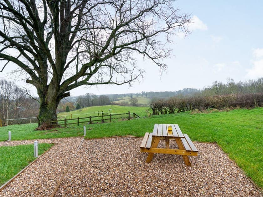 Sitting-out-area | Althorp - Steepleton Lodge Farm, East Haddon