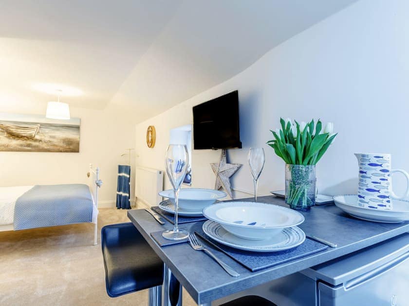 Dining Area | Lake View - The Old Strawberry Barn Studios, Cheddar