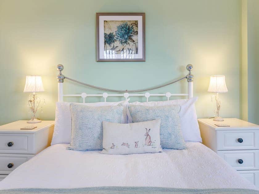 Sleeping area | Meadow View - The Old Strawberry Barn Studios, Cheddar