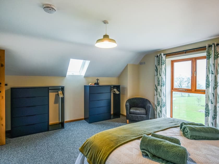 Double bedroom | Yr Hen Feudy at Pentre Farm, Llansilin, Oswestry