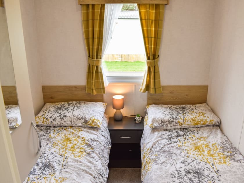 Twin bedroom | The Brimham Retreat - Holiday Homes, Knaresborough