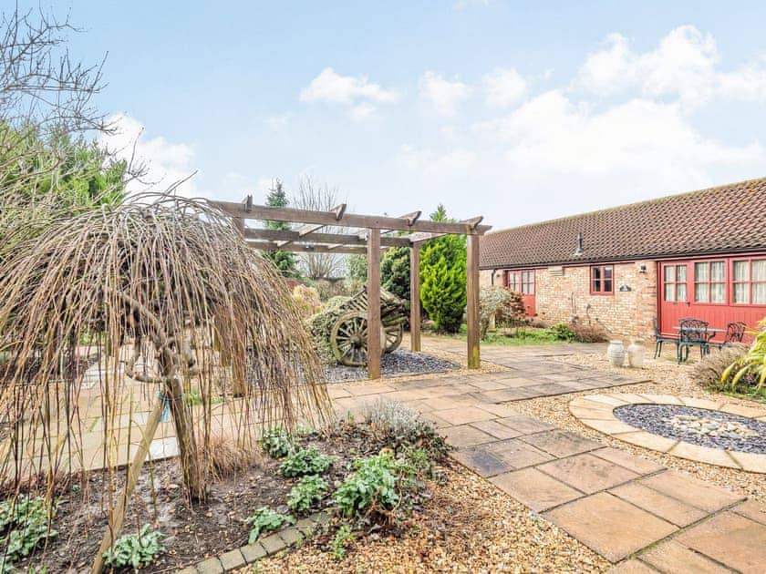 Central coutryard | High Farm Barns, Routh, Beverley