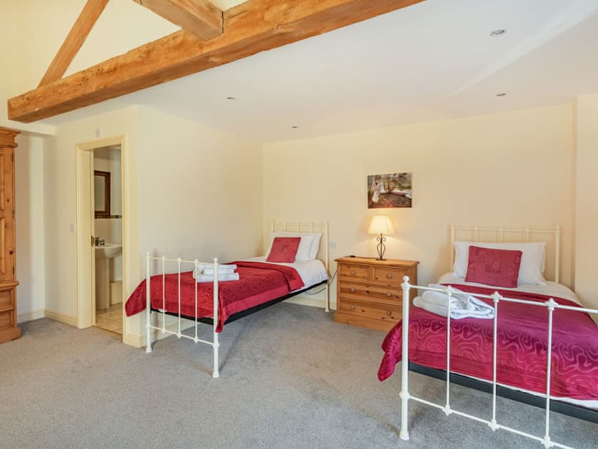 Twin bedroom | The Grainery - High Farm Barns, Routh, Beverley