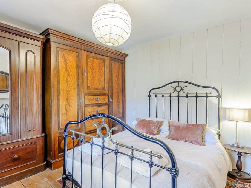 Double bedroom | Anchor Light Cottage, Faversham