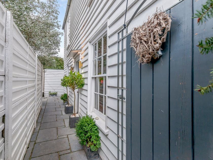 Exterior | Anchor Light Cottage, Faversham
