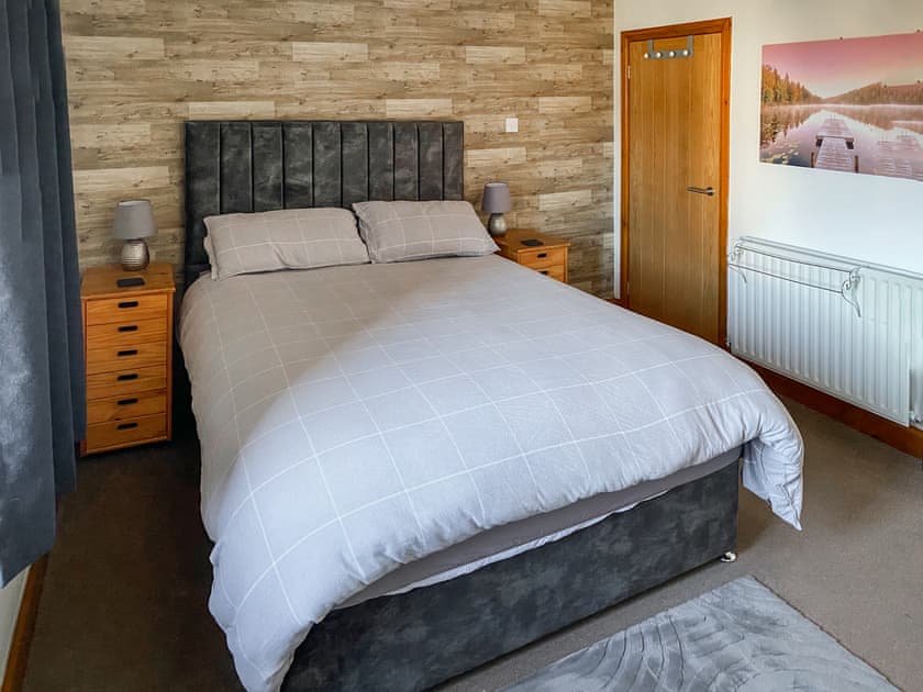 Double Bedroom, Kingsize Bed | Iona Cottage, Ruthwell near Annan