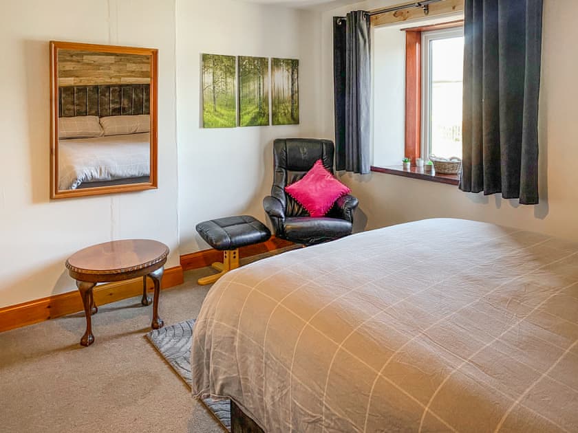 Double Bedroom, Kingsize Bed | Iona Cottage, Ruthwell near Annan