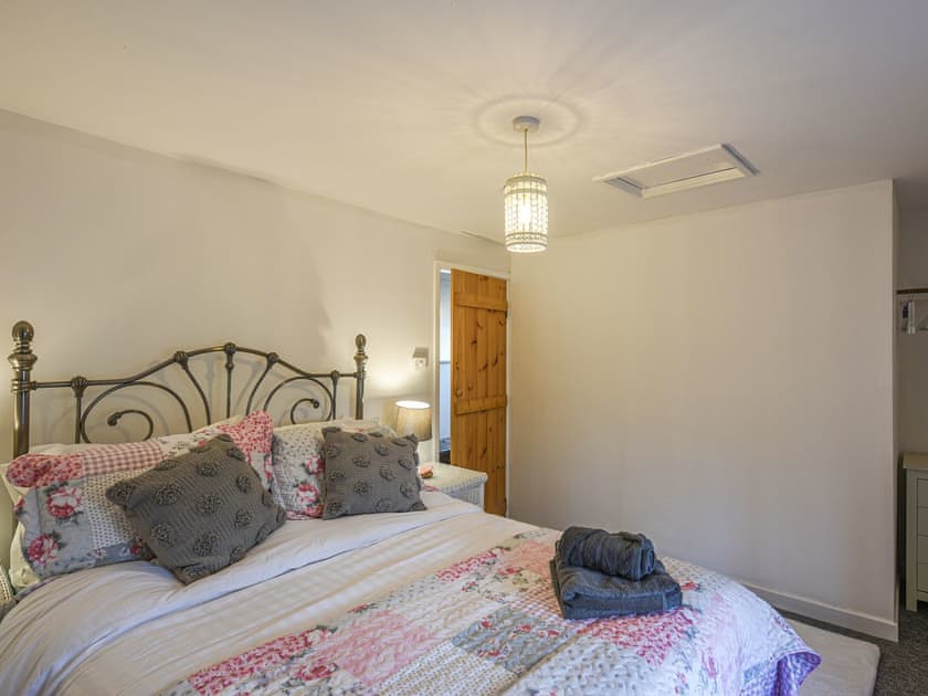 Double bedroom | Bodeinion, Llanfair Caereinion