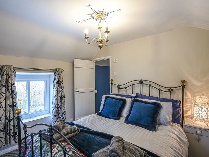 Double bedroom | Bodeinion, Llanfair Caereinion