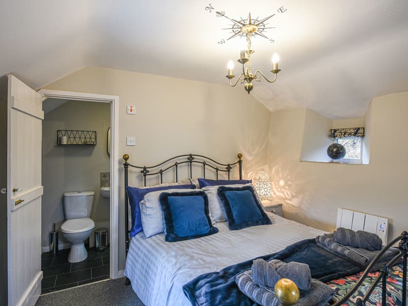 Double bedroom | Bodeinion, Llanfair Caereinion