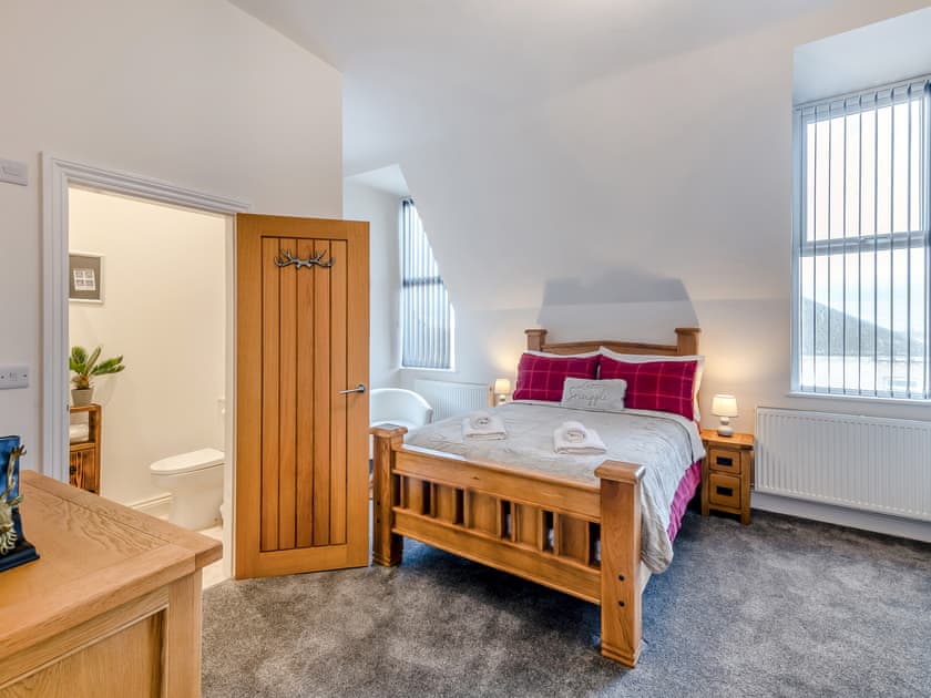 Double bedroom | Sea View PenthouseRegency Mansion, Redcar