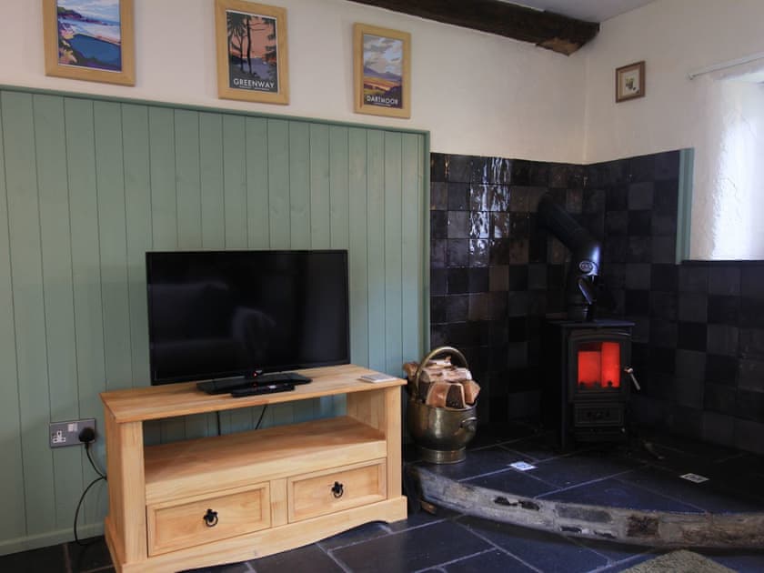 Living room/dining room | Passion Flower Cottage, Dippertown, near Tavistock