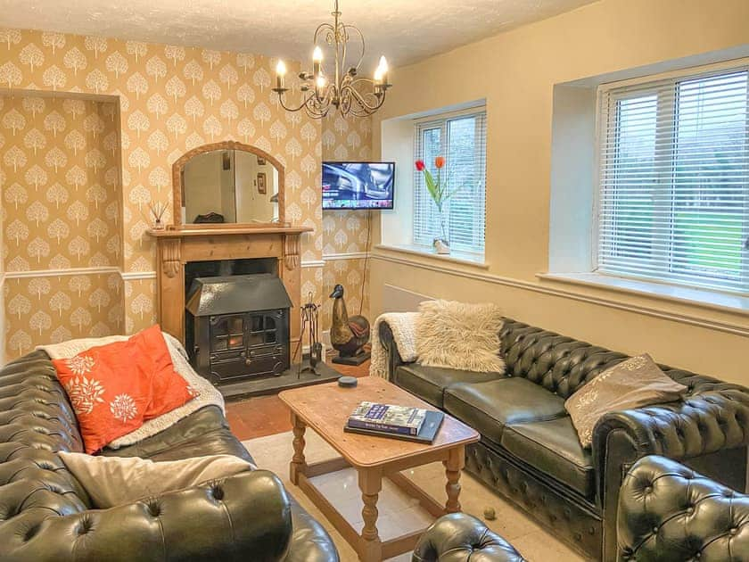 Living room | New Cottage, Penmaenpool, Dolgellau