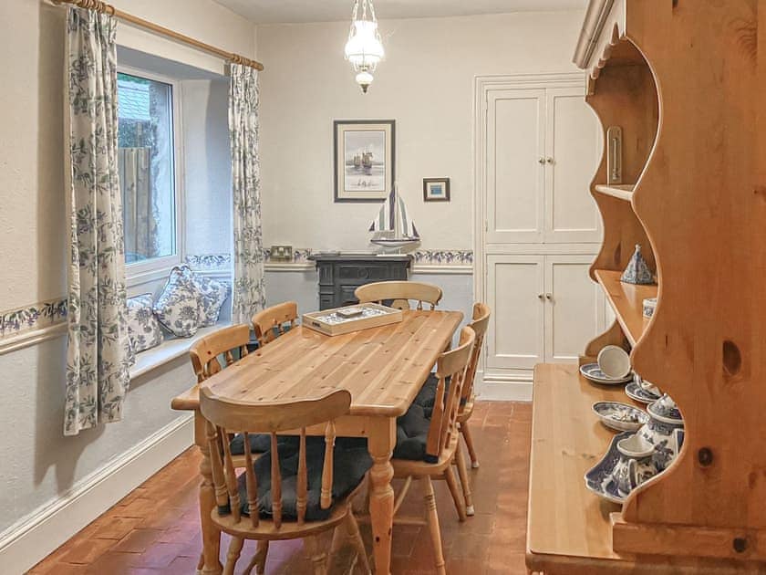 Dining room | New Cottage, Penmaenpool, Dolgellau