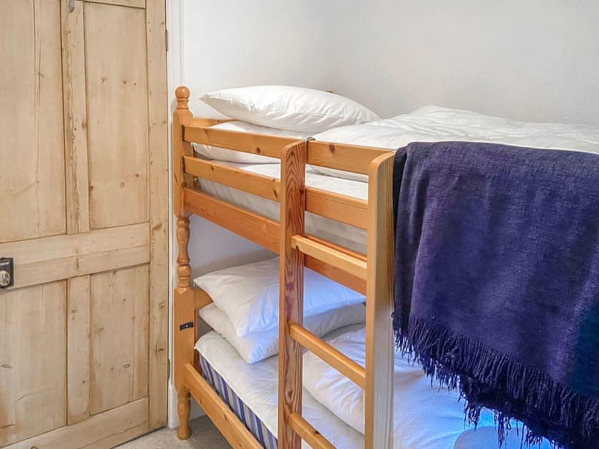 Bunk bedroom | New Cottage, Penmaenpool, Dolgellau