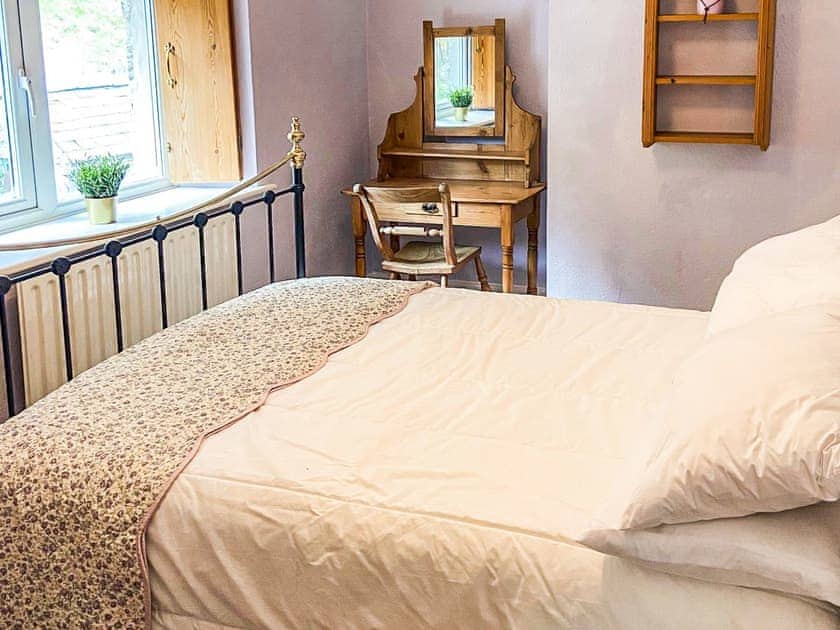 Double bedroom | New Cottage, Penmaenpool, Dolgellau